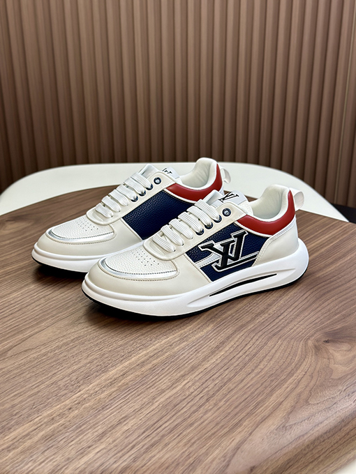 ルイヴィトンスーパーコピー Lv ロゴスポーツシューズ