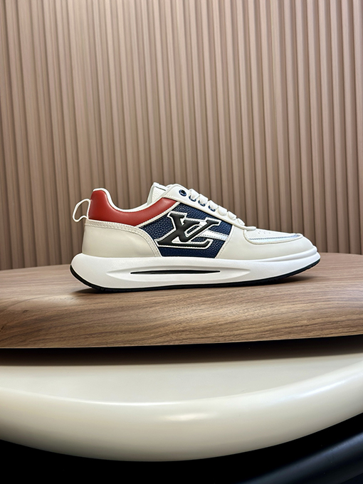 ルイヴィトンスーパーコピー Lv ロゴスポーツシューズ