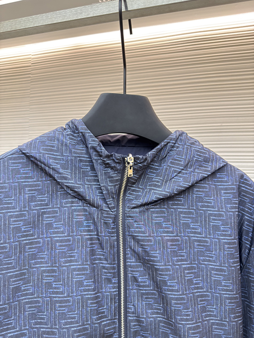 フェンディ FF ナイロン両面着用ジャケット