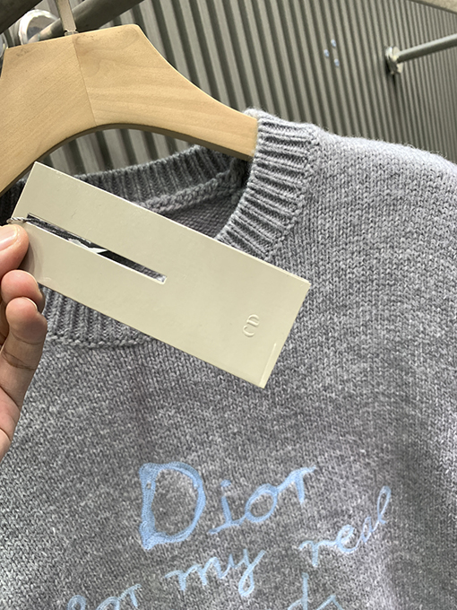 ディオールスーパーコピー Dior for my read frunds 新しいニットプルオーバー