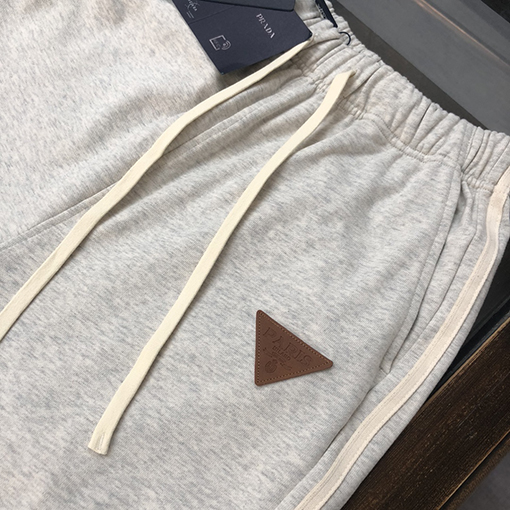 プラダ 最新のカップルパーカーパンツ