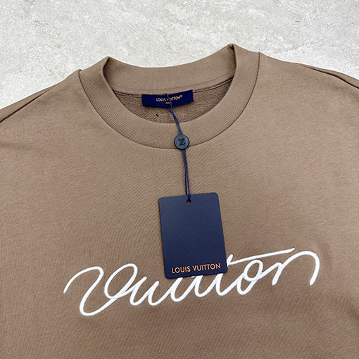 ルイヴィトン Louis Vuitton 手書き文字刺繍クルーネックパーカー