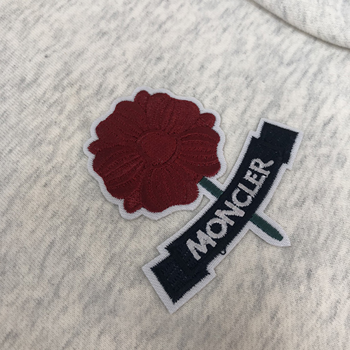 モンクレール クラシックロゴロゴ刺繍フラワーフード付きジッパーパーカー