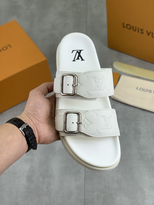 ルイヴィトン LV 新しい水染め牛里シリーズスリッパ