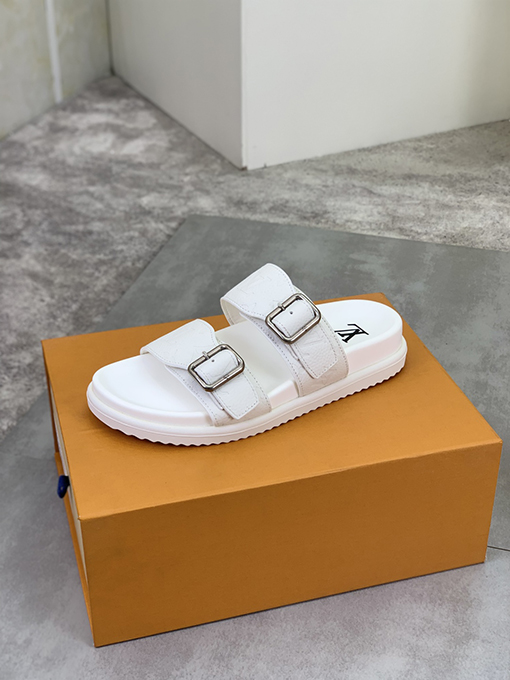 ルイヴィトン LV 新しい水染め牛里シリーズスリッパ