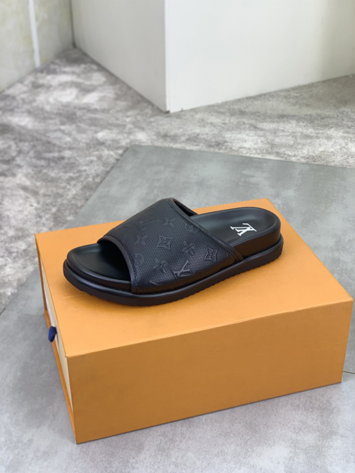 ルイヴィトンスーパーコピー LV 新しい水染め牛のスリッパ
