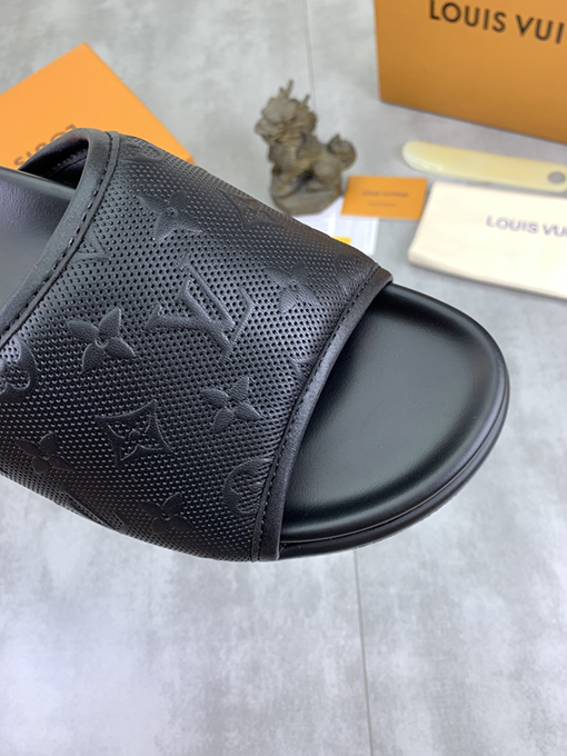 ルイヴィトンスーパーコピー LV 新しい水染め牛のスリッパ