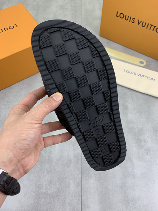 ルイヴィトンスーパーコピー LV 新しい水染め牛のスリッパ