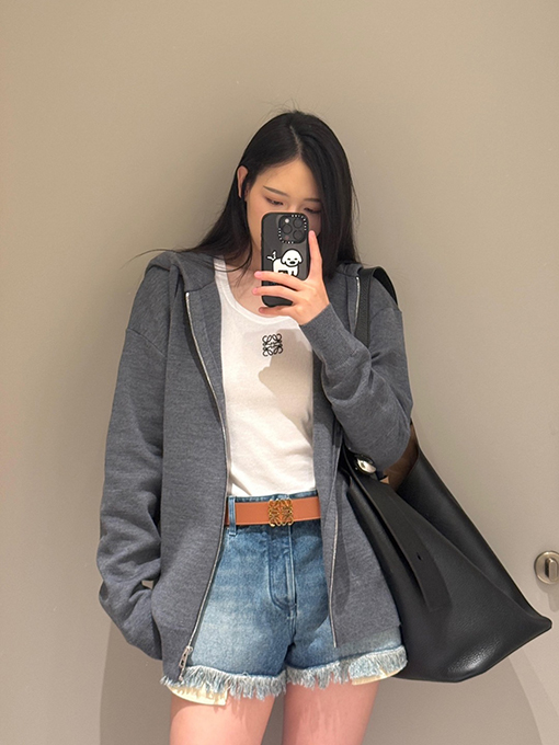 ロエベスーパーコピー 秋冬の新しい Loewe Anagram ジップアップパーカー