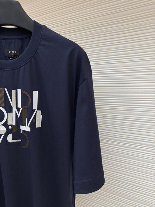 フェンディ FENDI Roma 1925 アルファベットプリント刺繍半袖Tシャツ