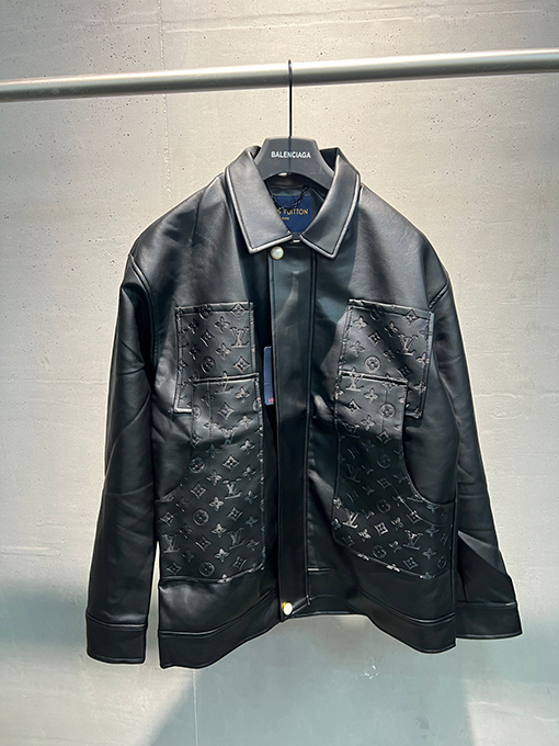 ルイヴィトン LV 高バージョンのステッチモノグラムエンボスレザージャケット