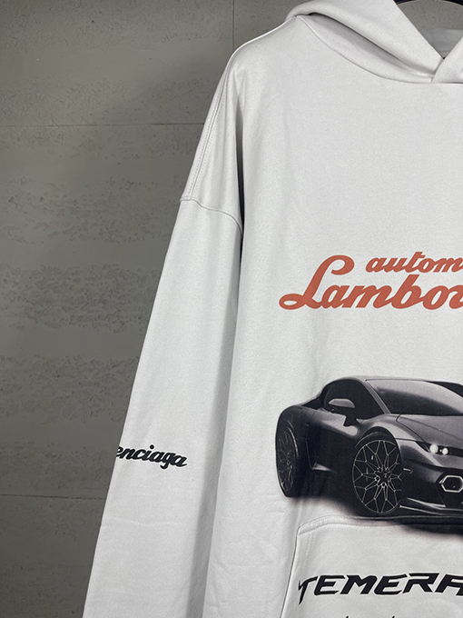 バレンシアガ Lamborghini 新しいコラボレーションモデルのストレートプリントフード付きパーカー