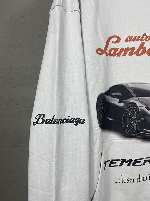バレンシアガ Lamborghini 新しいコラボレーションモデルのストレートプリントフード付きパーカー