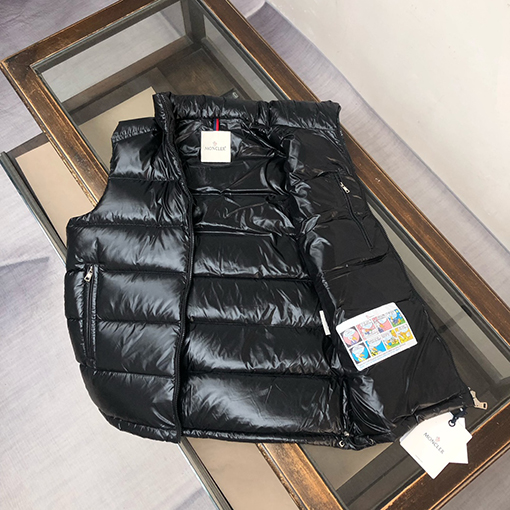モンクレールスーパーコピー 新しいファッションダウンベスト