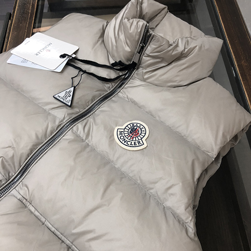 Moncler X Christopher Raxxy ファッション瑞希コラボダウンベスト