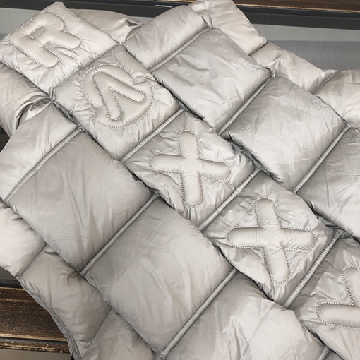 Moncler X Christopher Raxxy  ファッション瑞希コラボダウンベスト