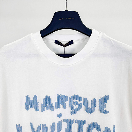 ルイヴィトンコピー 刺繍文字ロゴ半袖Tシャツ