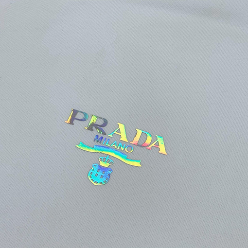 プラダ クラシックレターリフレクターロゴクルーネックパーカー
