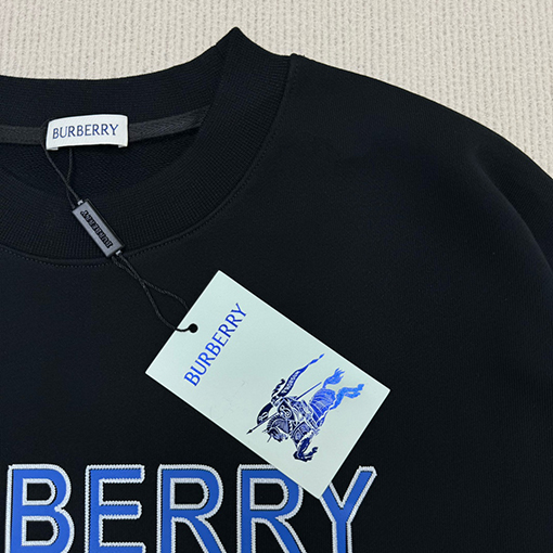 バーバリー クラシックなステッチレタリングクルーネックスパーカー