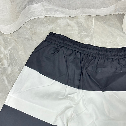 バレンシアガ Balenc1aga パネル付きカジュアルビーチショーツ