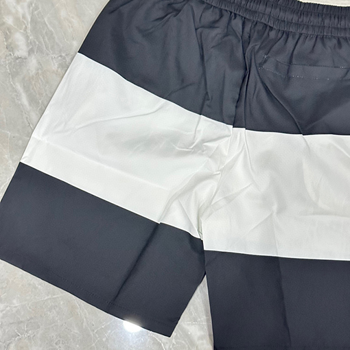 バレンシアガ Balenc1aga パネル付きカジュアルビーチショーツ