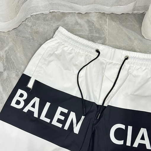 バレンシアガ Balenc1aga パネル付きカジュアルビーチショーツ