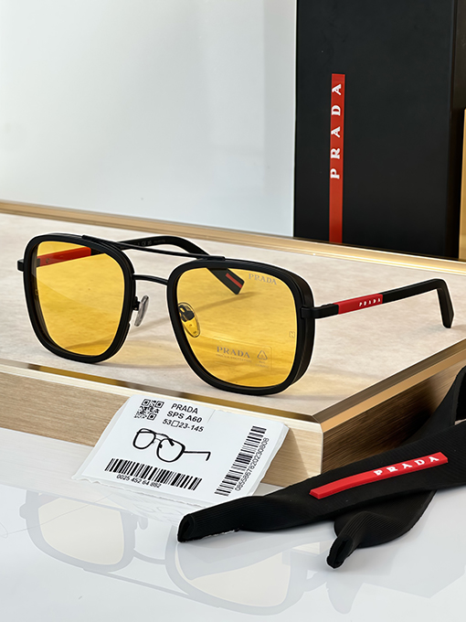 プラダスーパーコピー Linea Rossa スポーツサングラス SPS A60