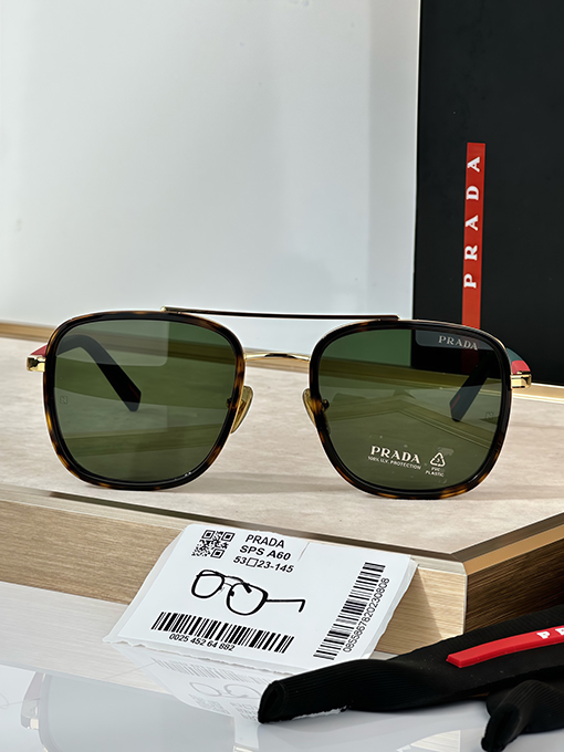 プラダスーパーコピー Linea Rossa スポーツサングラス SPS A60