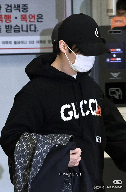 グッチコピー GUCCI 新しいフード付きスパーカー