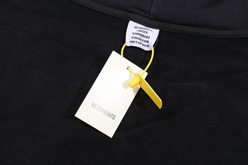 ヴェトモン VETEMENTS デジタルダイレクトプリントの高級フード付きスパーカー