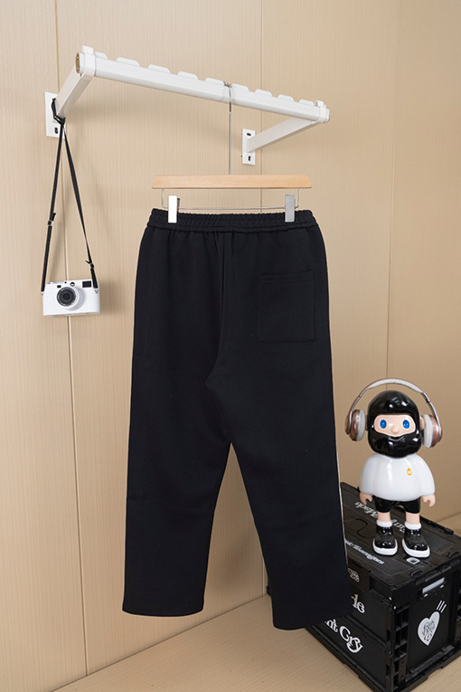 ロエベスーパーコピー 小さなロゴ刺繍のハニカムウェビングスウェットパンツ