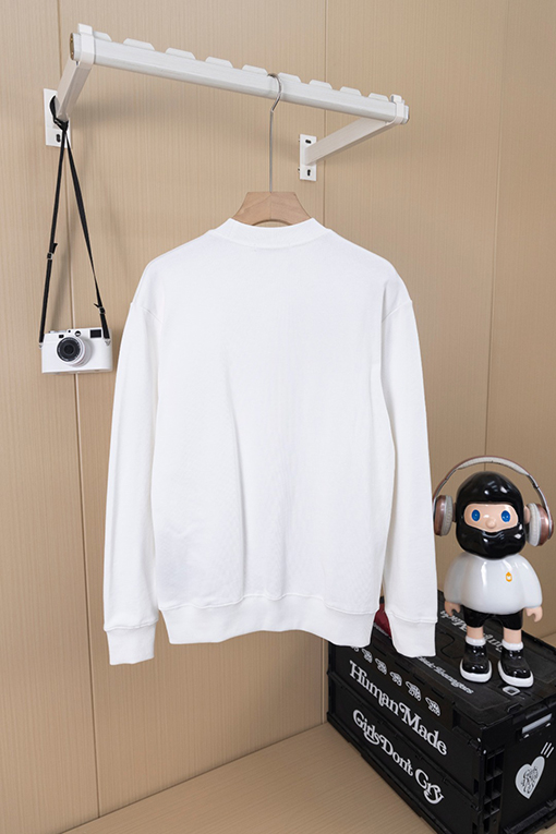 プラダコピー PRADA ネックレスパッチ アイアンロゴ 刺繍 クルーネックスパーカー