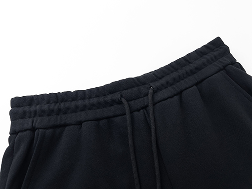 ジバンシイ GIVENCHY クラシックな刺繍ロゴクロップドパンツ