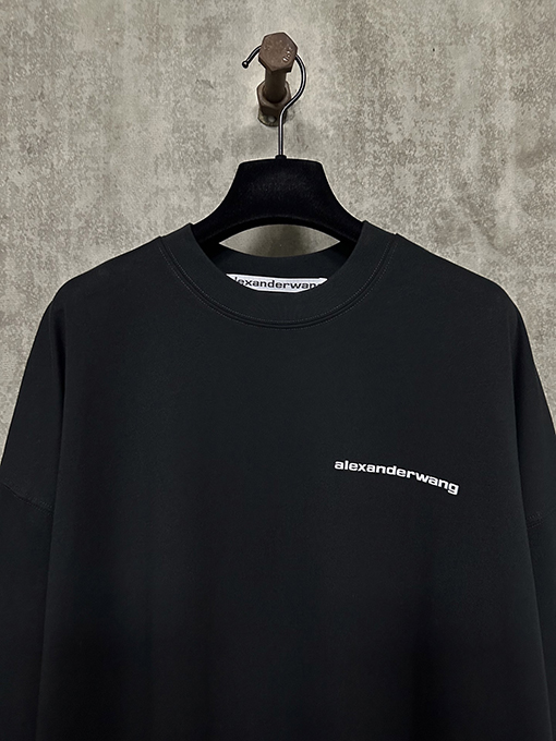 アレキサンダーワンコピー alexanderwang 新しい小さなロゴプリントの長袖シャツ