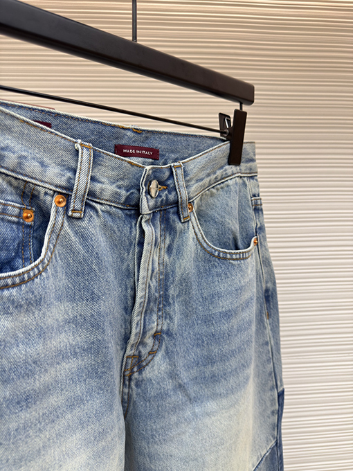 グッチ ウォッシュエンボスデニムパンツ