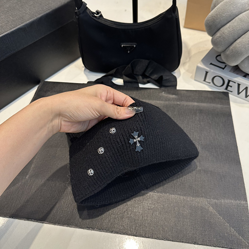 クロムハーツスーパーコピー 新しい重工業な刺繍のールキャップ