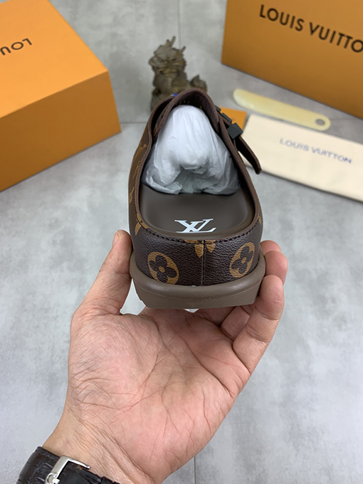 ルイヴィトン 新しいモデルハーフスリップシリーズレザーシューズ