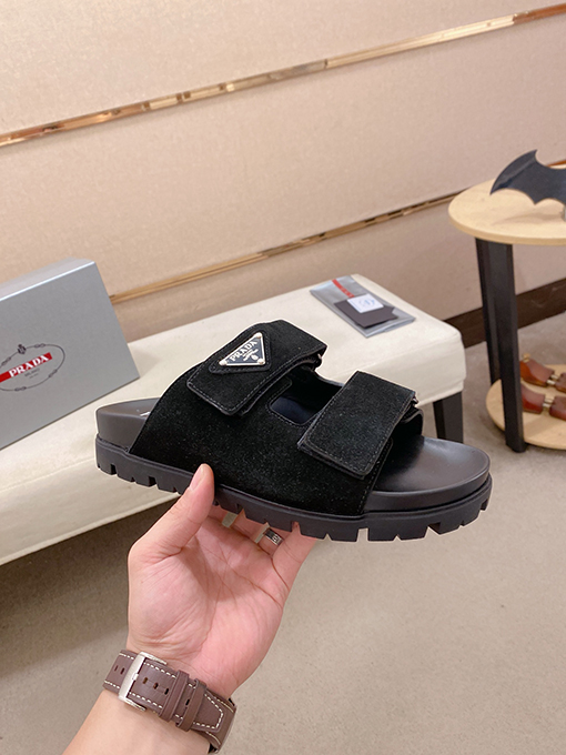 プラダ メンズスエードレザースリッパ