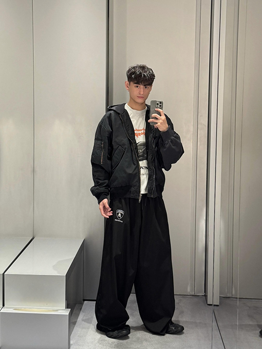 Balenciaga X Lamborghiniスーパーコピー コラボレーション刺繍パンツ