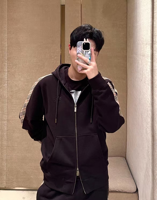 バーバリー ウェブトリムの刺繍ジップアップフード付きスパーカー