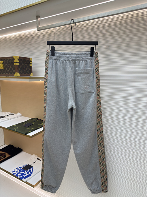 バーバリー チェックウェビング刺繍スウェットパンツ