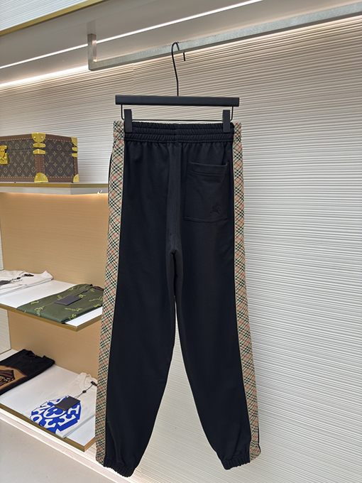 バーバリー チェックウェビング刺繍スウェットパンツ
