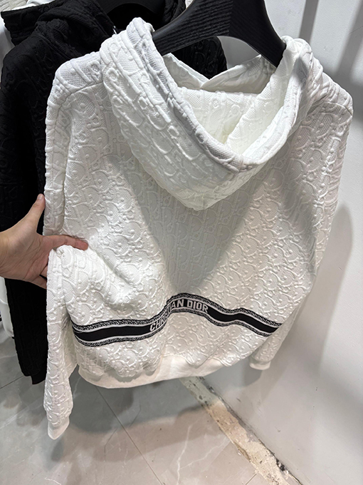 ディオール クラシックエンボスのカスタムジャカードフード付きスパーカー