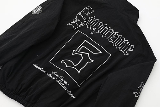 シュプリームコピー SUPREME おしゃれなプリントジャケット