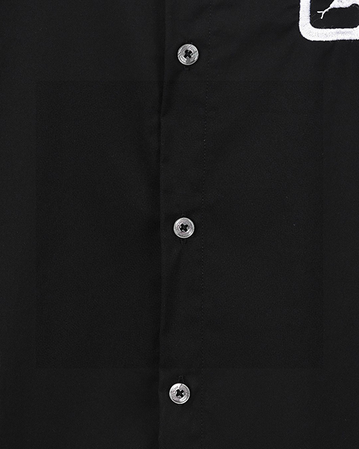 ジバンシイ Givenchy フロントとバックにロゴ刺繍がされた半袖シャツ
