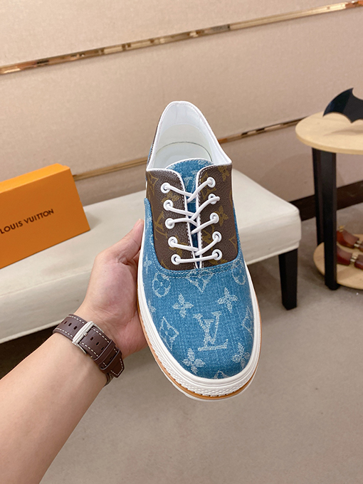 ルイヴィトン LV 新しいカウンターローファー