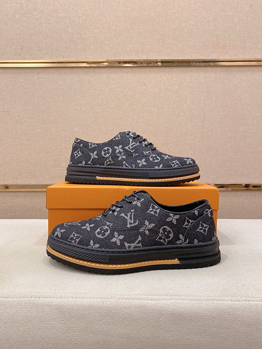 ルイヴィトン LV 新しいカウンターローファー