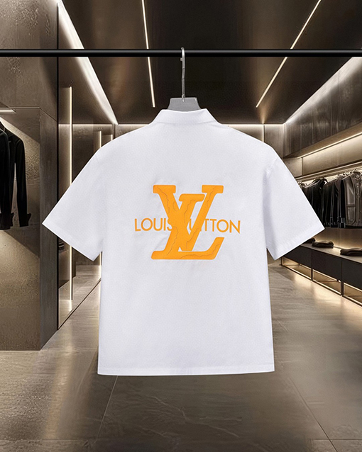 ルイヴィトンスーパーコピー LV クラックエンボスモノグラムロゴ半袖シャツ