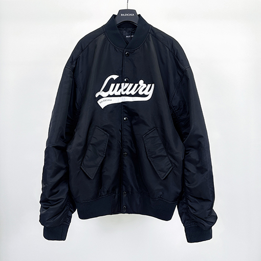 バレンシアガ LUXURY セレブスタイルのベースボールジャケット