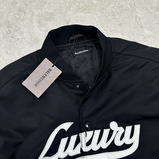 バレンシアガ LUXURY セレブスタイルのベースボールジャケット